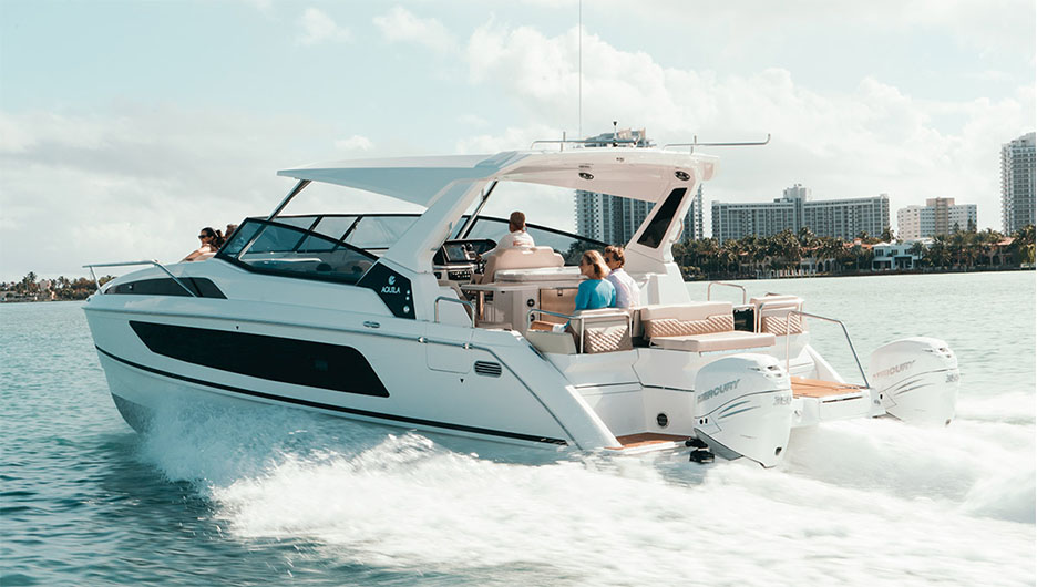 AQUILA36-SPORT-POWER-CATAMARAN-9
