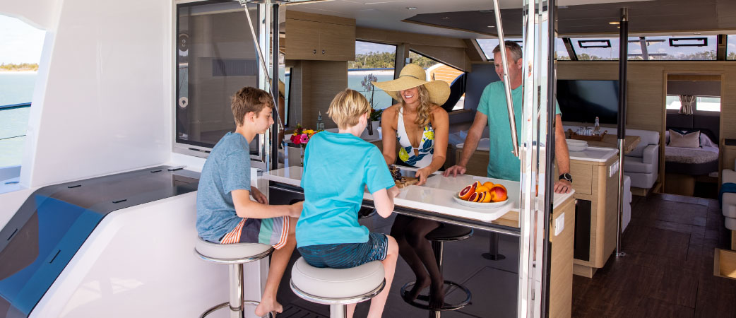 AQUILA54-yacht-POWER-CATAMARAN-1