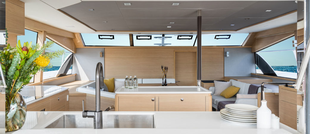 AQUILA54-yacht-POWER-CATAMARAN-7