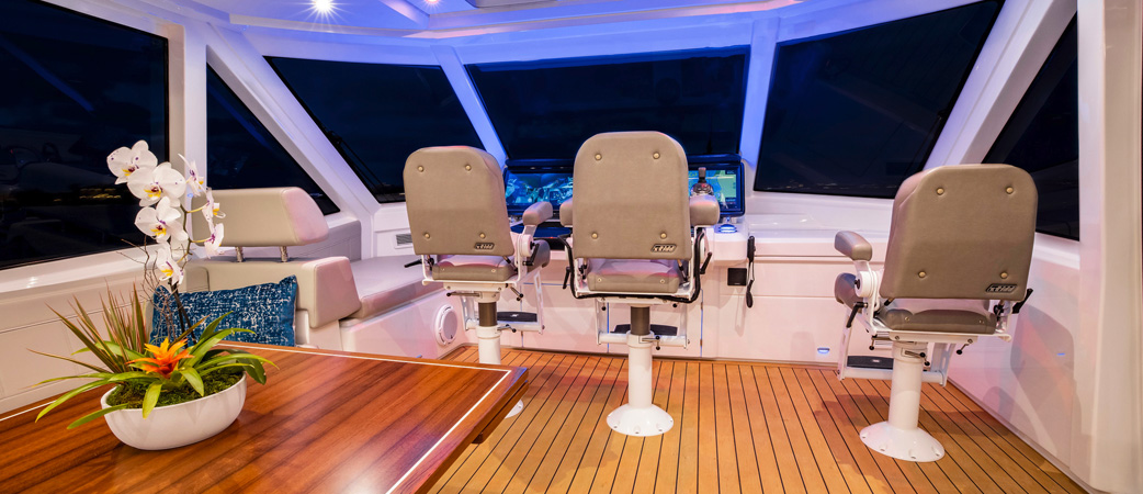 AQUILA70-luxury-5