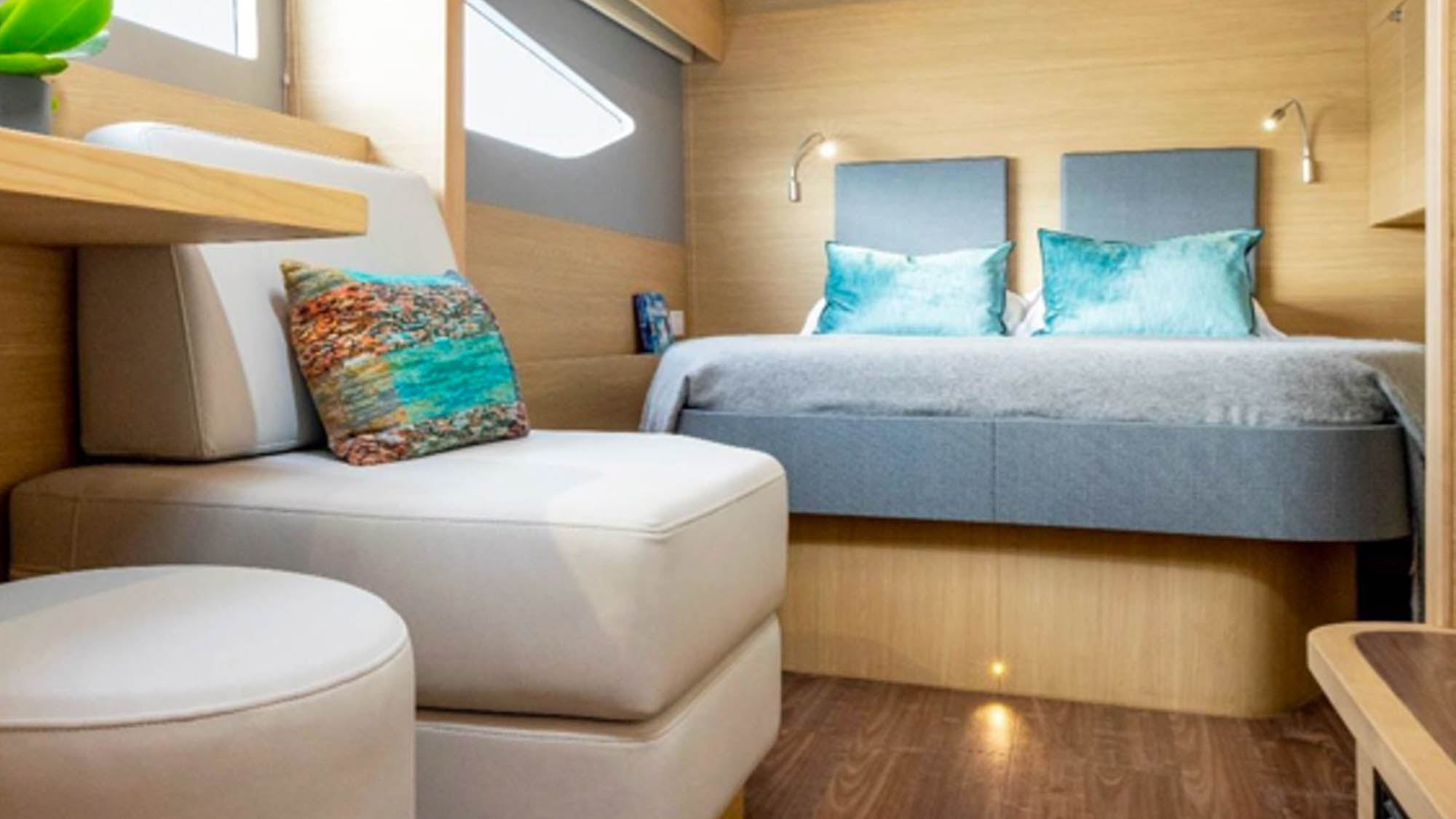 AQUILA 54 - CHARTER_0002_25