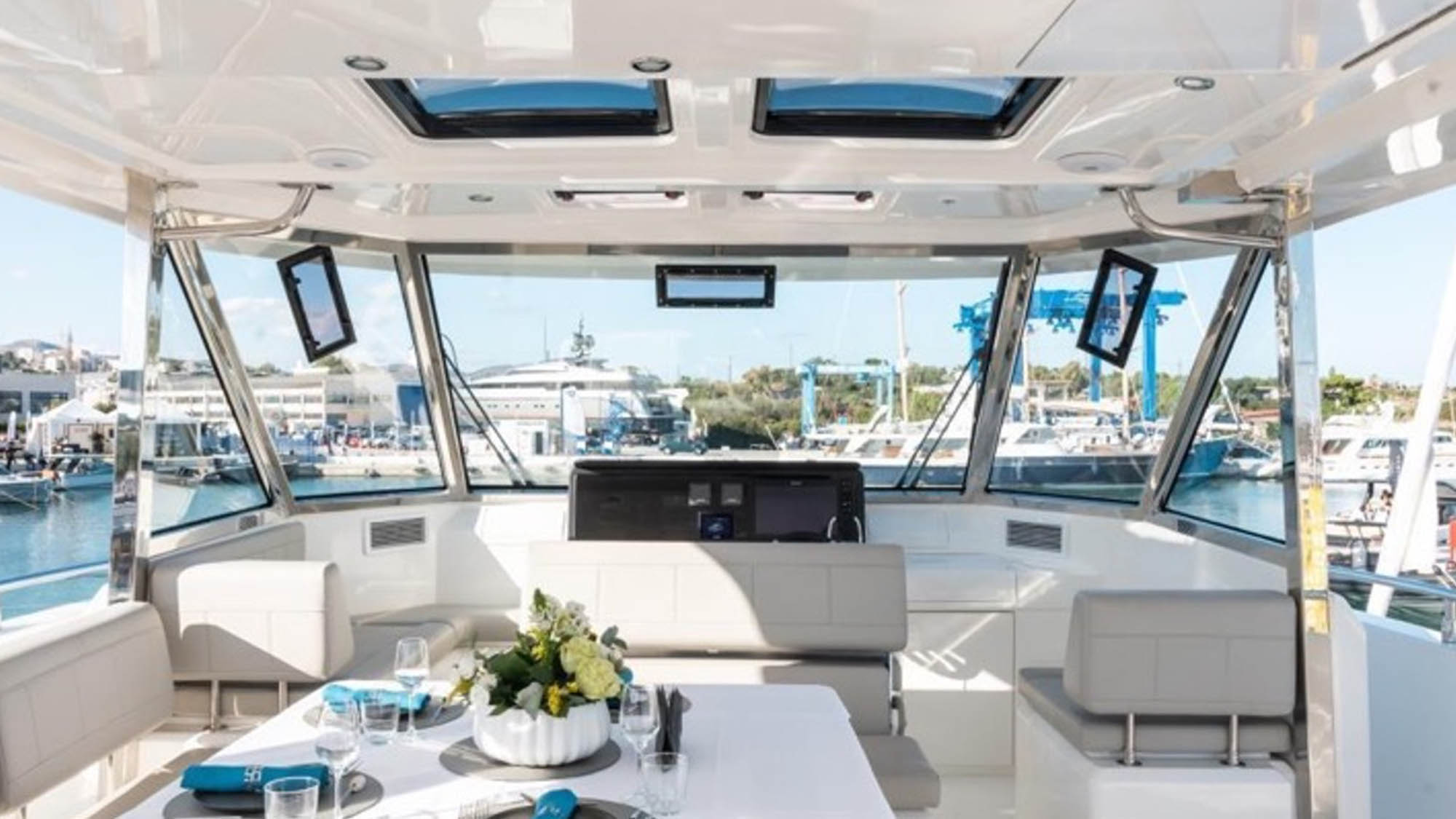 AQUILA 54 - CHARTER_0003_8